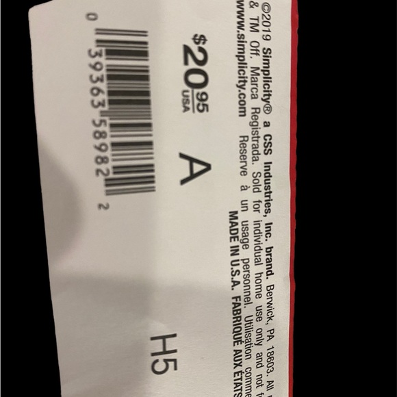 Unused Simplicity S8982 paper pattern - Picture 3 of 3